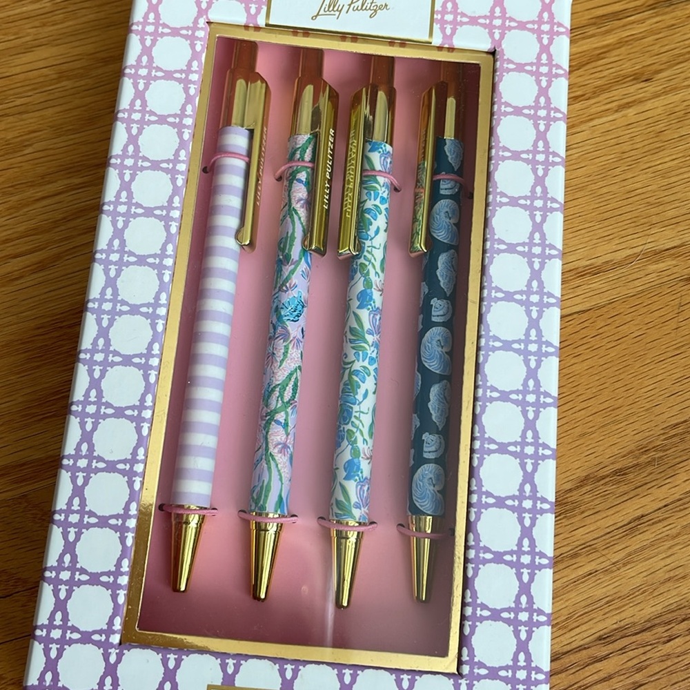 NEW Lilly Pulitzer Ink Pen Set - Picture 2 of 4